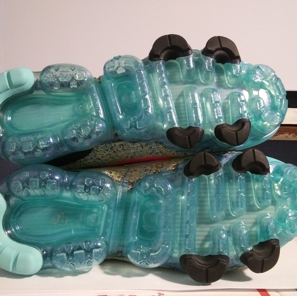 vapormax random yarn